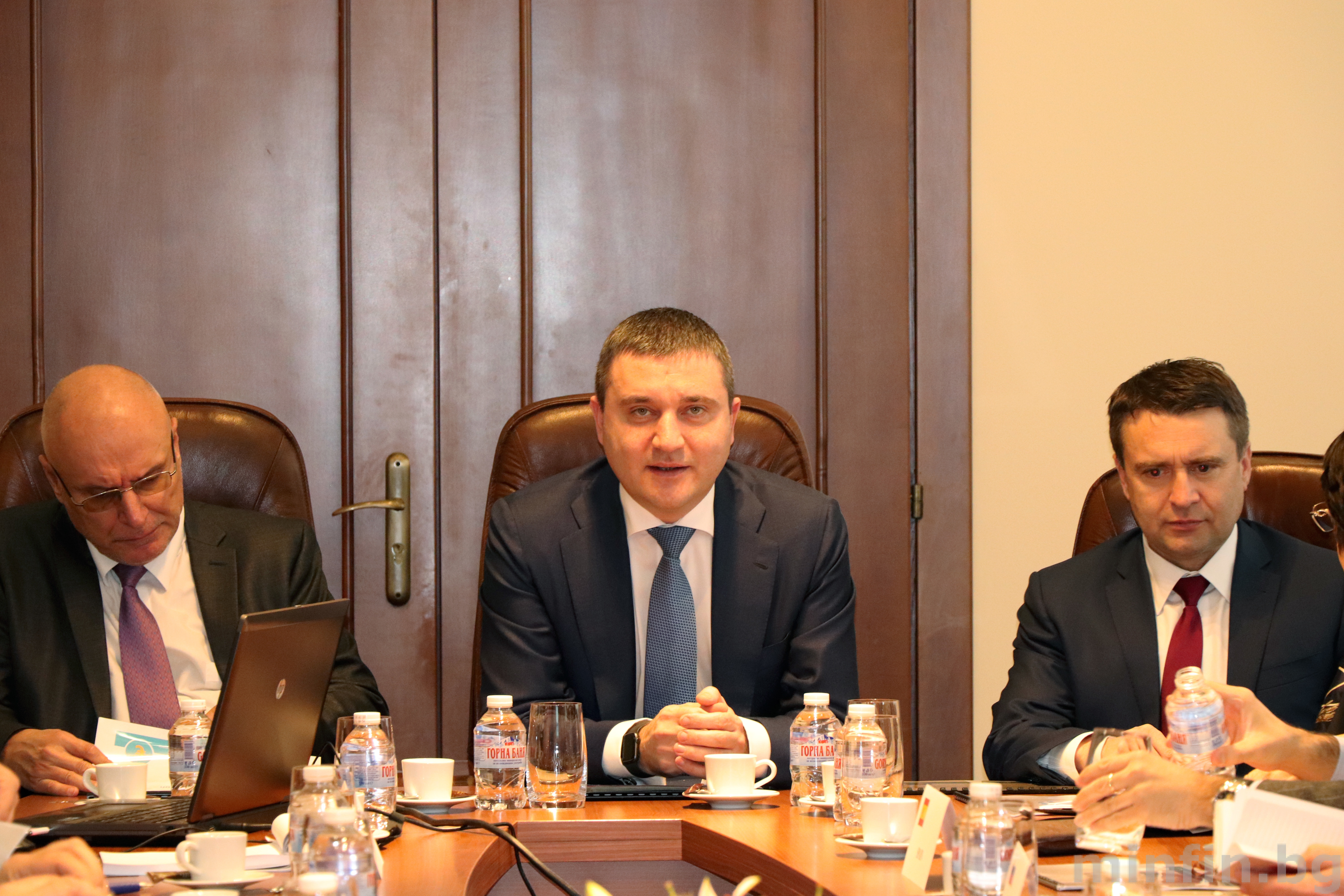 Министърът на финансите Владислав Горанов представи напредъка по мерките в плана за действие за приемането на България във ВКМ-ІІ и банковия съюз пред посланиците на страните от еврозоната и Дания