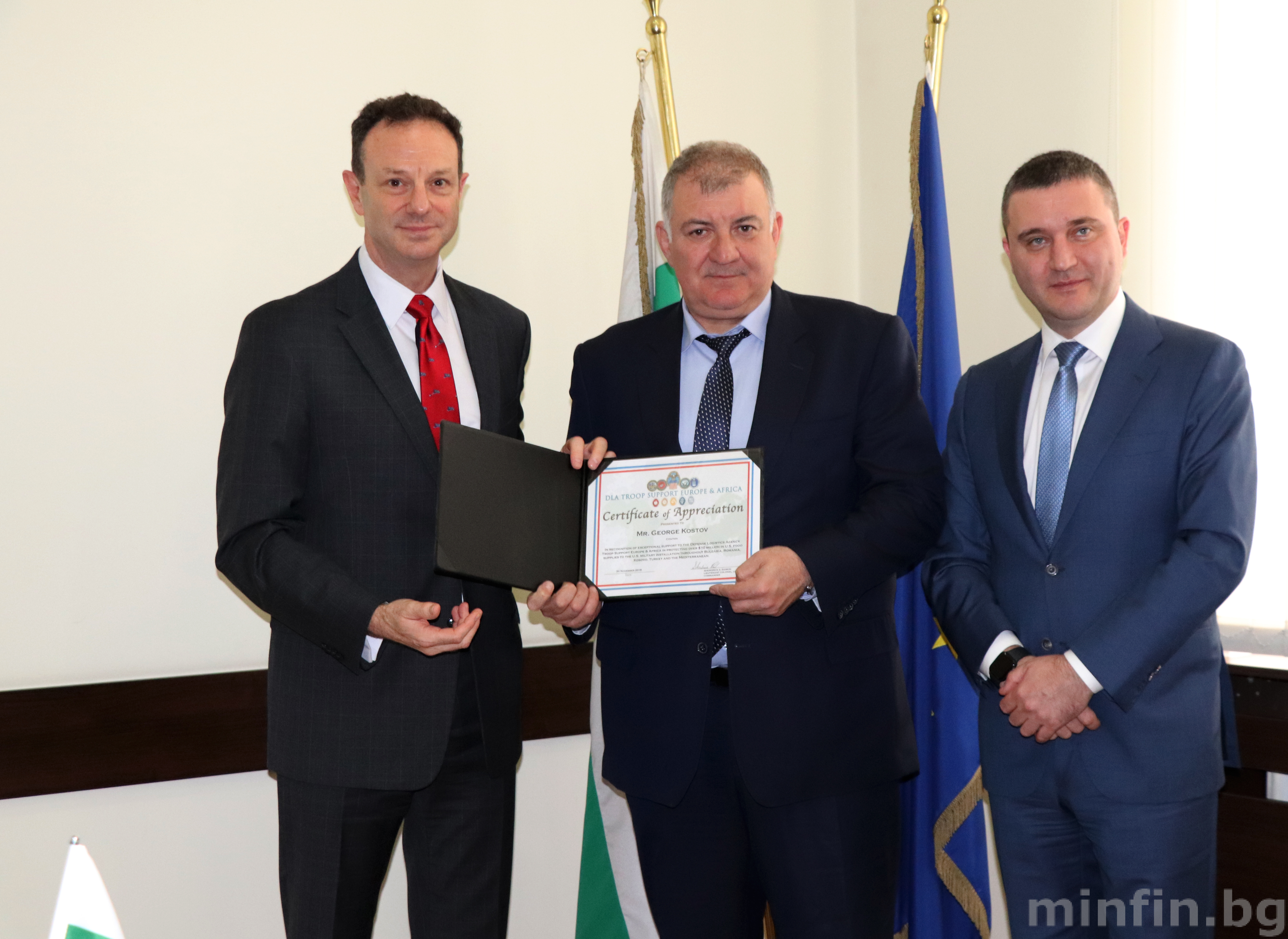 Агенция „Митници“ получи отличителен сертификат за ползотворно партньорство от  Агенцията по военна логистика на САЩ