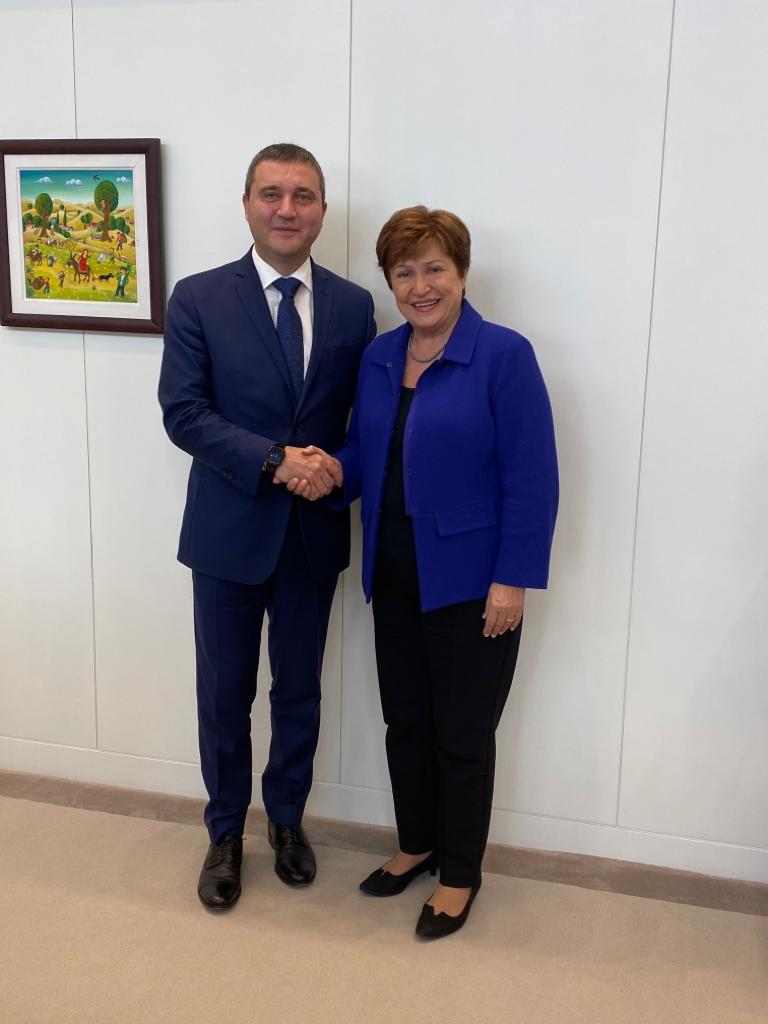 Министър Горанов се срещна с управляващия директор на МВФ Кристалина Георгиева във Вашингтон 