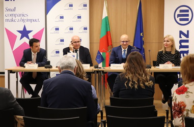 Министърът на финансите Асен Василев участва в годишната конференция на ЕИБ