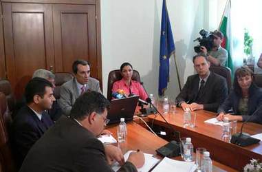 Minister of Finance Plamen Oresharski and his team reported on their activity for the last year