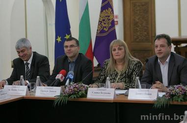 ОБЩЕСТВЕНА ДИСКУСИЯ НА ТЕМА: \"КУЛТУРНО-ИСТОРИЧЕСКОТО НАСЛЕДСТВО НА ВЕЛИКО ТЪРНОВО\"