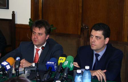 Министър Милен Велчев и зам.-министър Катев