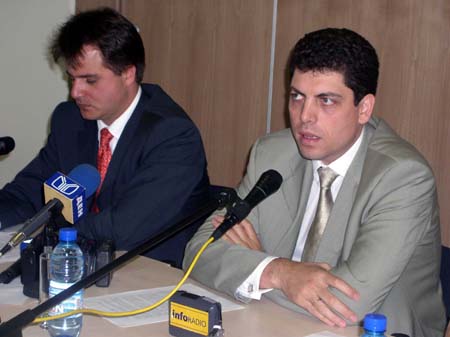 Министър Милен Велчев и зам.-министър Катев