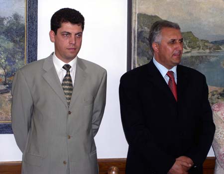 Министърът на финансите Милен Велчев и министърът на земеделието и горите Мехмед Дикме