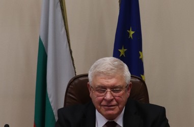Участие на българския финансов министър Кирил Ананиев в заседанието на Еврогрупата след присъединяването на страната ни към Банковия съюз чрез механизма за тясно сътрудничество