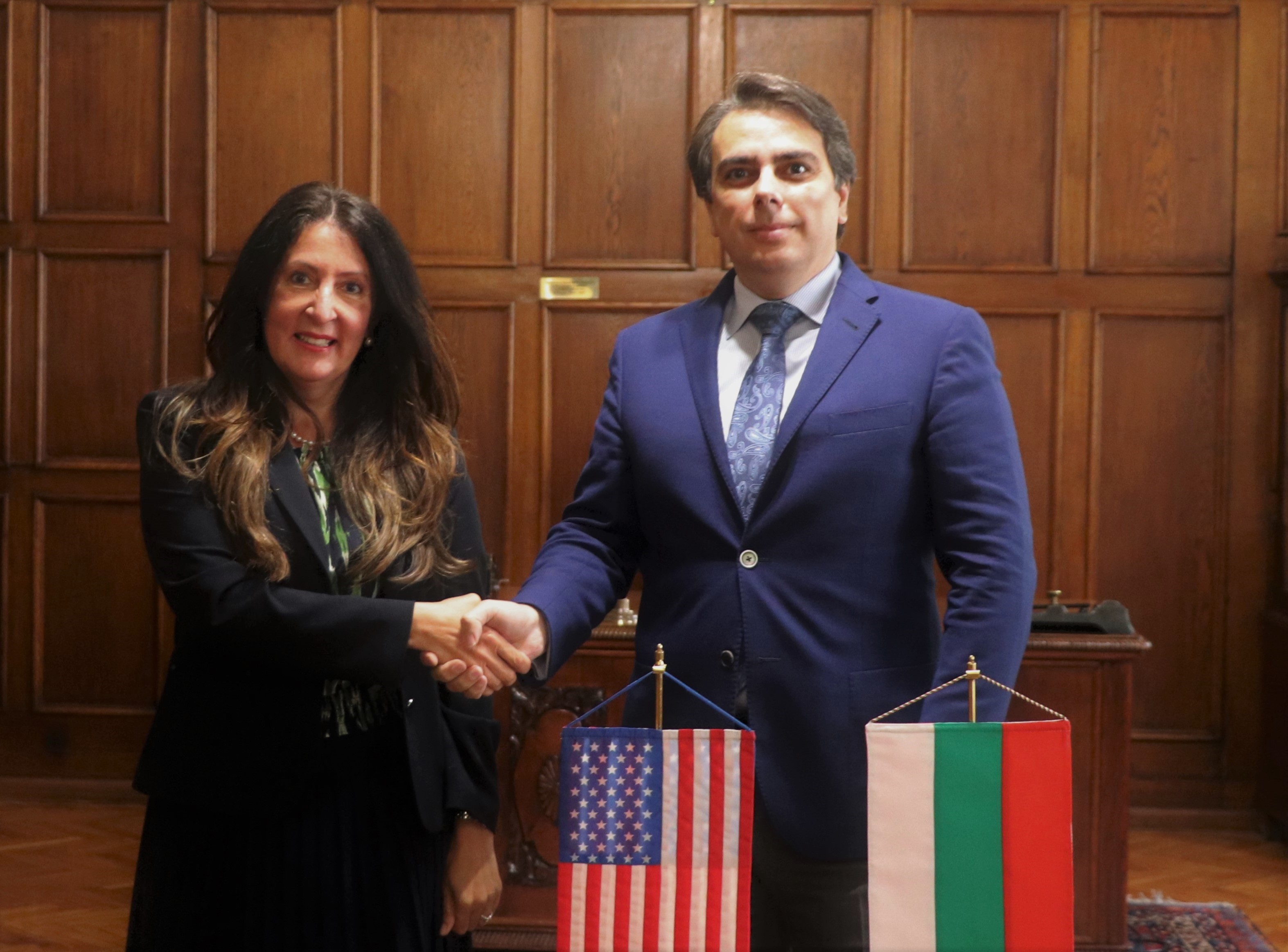 Minister Vassilev and US Ambassador Herro Mustafa