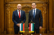 Министър Белчев се срещна с министъра на финансите на Унгария в рамките на посещението си в Будапеща