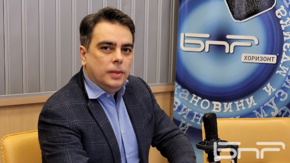Вицепремиерът и министър на финансите Асен Василев в "Защо, господин министър" по bTV