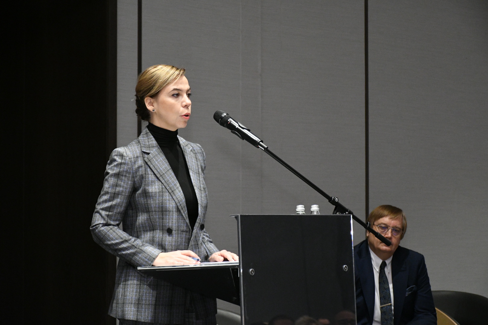 Заместник-министърът на финансите Даниела Добрева